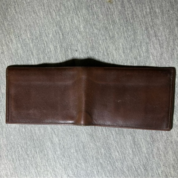 Vintage Tilley Leather Brown Wallet - Picture 6 of 6